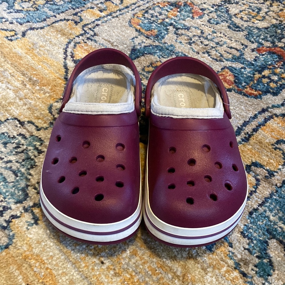 Maroon Lined White Wall CROCS Slip On Shoes